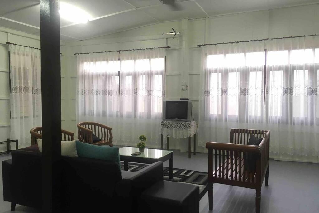 De Rhumaa Homestay Kuala Terengganu Exterior foto